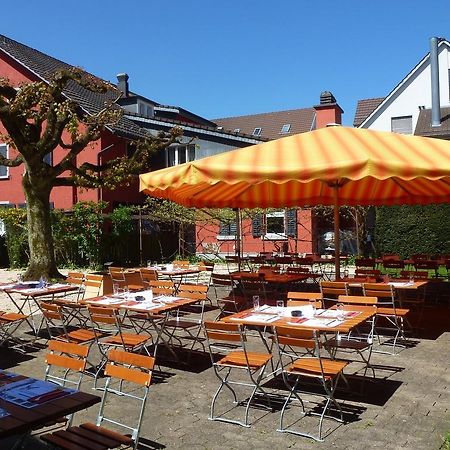 Gasthof Loewen Bassersdorf Buitenkant foto